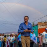 Alegría, apoyo y ¡lluvia!, brinda la Obrera a Alfonso