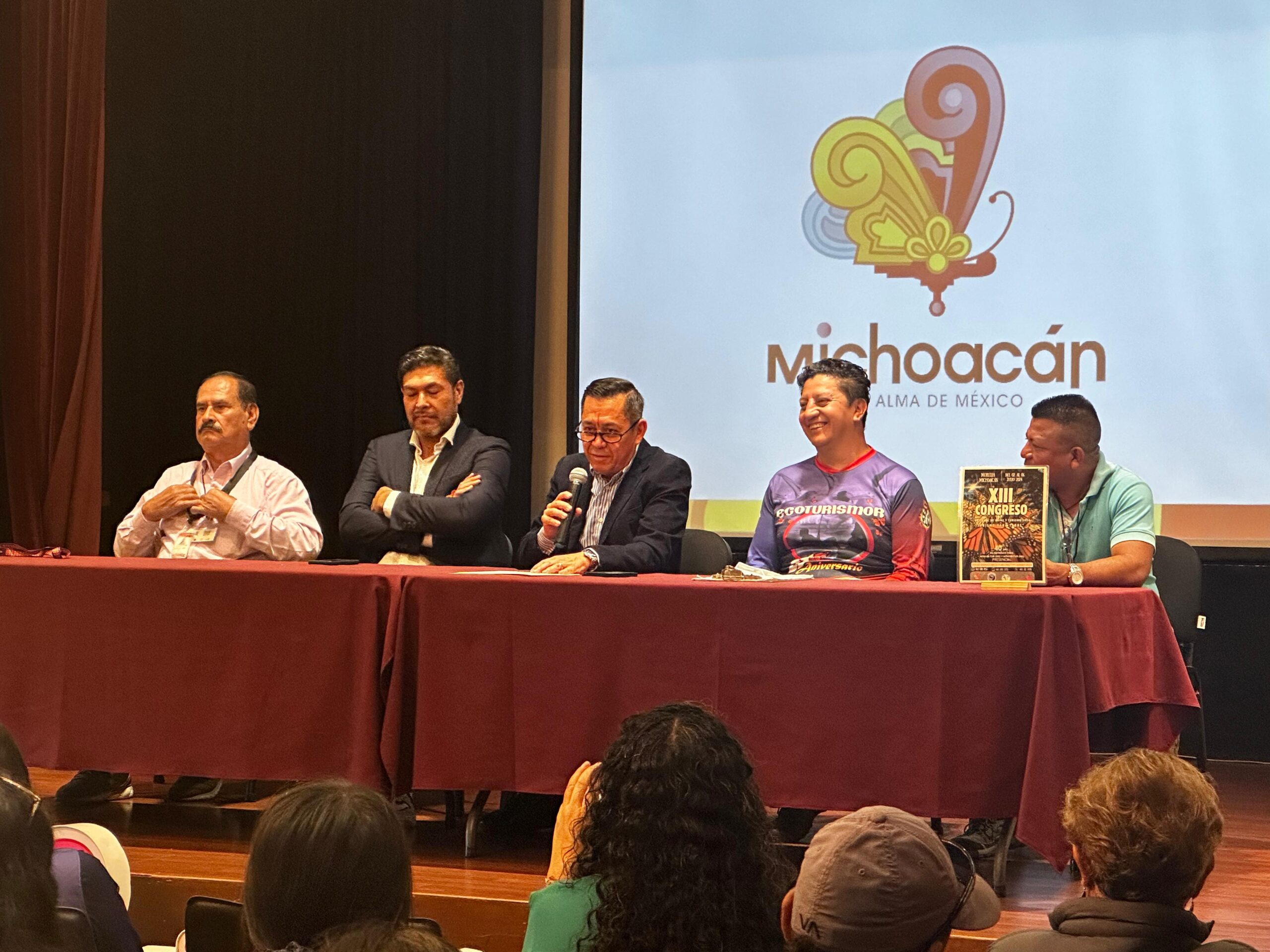 Reúne Michoacán a guías de turismo de todo México