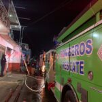 Evalúan los daños tras incendio en abarrotera, en Angahuan