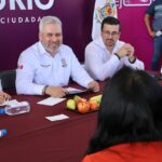 Con audiencia pública Bedolla tiende puente con población de Salvador Escalante
