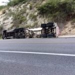 Choque de tráileres y volcadura de pipa en la Sigo XXI, ocasionan cierre total por mas de 11 horas