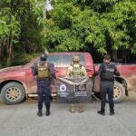 Agentes estatales y federales aseguran en Apatzingán camioneta robada con municiones y droga: SSP
