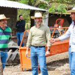 Ante líderes ejidatarios de Chiquimitío, Yankel Benítez destaca valor gastronómico y cultural del maíz