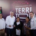 Atiende Bedolla solicitudes ciudadanas en audiencia pública en Tocumbo