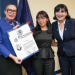 Entrega masiva de Títulos; Yarabí Ávila convoca a poner en alto el nombre de la UMSNH