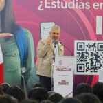Data hará historia como primer programa de internet universal y gratuito para estudiantes: Bedolla