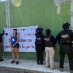 Catea FGE dos inmuebles en el Tianguis Limonero de Múgica; hay tres detenidos