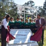 SCOP y SEE entregan obras educativas en Ario de Rosales y Pátzcuaro
