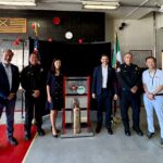 Yankel Benítez recibe donación de equipamiento para bomberos de Morelia