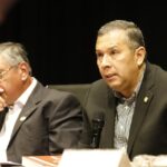 Juan Carlos Barragán reconoce al camarada Arturo Martínez Nateras