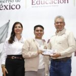 Hoy inicia pago de becas para media superior y superior