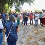 Yankel Benítez Silva supervisa obra con vecinos de Tenencia Morelos