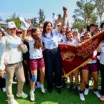 Gabriela Molina, en la cancha de Vida Saludable con Mundialito Escolar