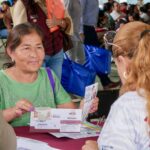 Familias de todo el estado reciben apoyo de la Beca Rita Cetina: SEE