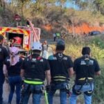 Localizan cadáver sin brazos en un barranco, en la carretera Uruapan-El Sabino