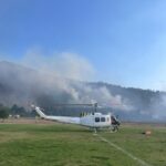 Helibalde suma 14 mil litros de agua para sofocar incendio forestal en Pátzcuaro: Bedolla