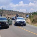 Restablece Guardia Civil libre tránsito tras bloqueo carretero en Cotija