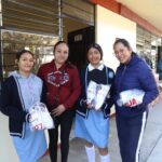 Michoacán cierra el ciclo escolar con más de 200 mil pares de tenis entregados