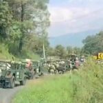Vuelca camioneta del Ejército Mexicano en la Morelia-Quiroga; hay al menos siete heridos