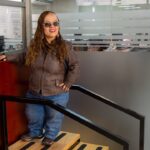 Instalan escalones universales en juzgados y generan espacios más inclusivos