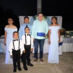 Acompaña Vicente Gómez graduaciones en el Distrito XIX