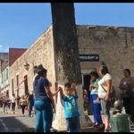 ¡No estaba sola! Tía se negó a retirar a menor del operativo en el Centro Histórico