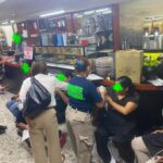 Motociclistas empistolados asaltan un “Café La Lucha”, en Uruapan