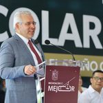 Michoacán garantiza becas universales desde educación básica hasta licenciatura: Bedolla