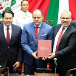Recibe Congreso del Estado el Quinto Informe de Gobierno del Titular del Ejecutivo