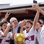 Inicia Bedolla entrega de 202 mil pares de tenis a estudiantes de secundaria