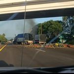 Camión presuntamente se queda sin frenos, choca y se incendia en la México-Guadalajara