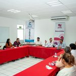 Amplían beneficios de la tarjeta Orgullo Migrante con respaldo de empresarios en Lázaro Cárdenas