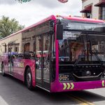 Morebús y teleférico se sumaron al desfile por el natalicio de Morelos en la capital michoacana