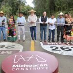 Inaugura Bedolla rehabilitación de la carretera Tzirio-Tingüindín y fortalece la conectividad de la región