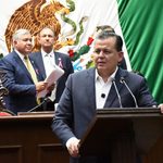 Aprueban la iniciativa ‘Pollitos de Colores’ de Memo Valencia; castiga con 15 años de cárcel el reclutamiento de niños y adolescentes a las filas de la delincuencia