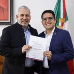 Designa Bedolla a Héctor Benítez como coordinador de Relaciones Públicas, Protocolo y Giras