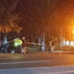 Choque de auto contra árbol deja un muerto y dos heridos en el Libramiento Norte de Morelia